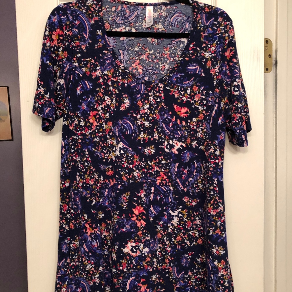 LuLaRoe Perfect T